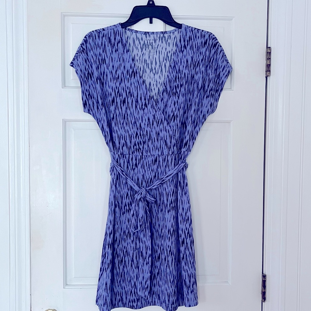 Nine West Faux Wrap Dress. Size Medium - Picture 1 of 6